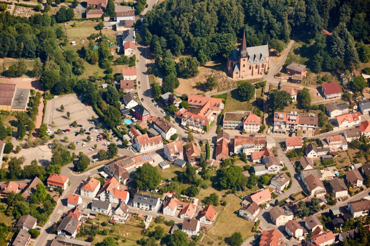 Hotel & Restaurant Burgschaenke Kaiserslautern Dış mekan fotoğraf